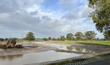Hoogelaarsleiding wordt ‘echte’ beek – Hier in Hellendoorn